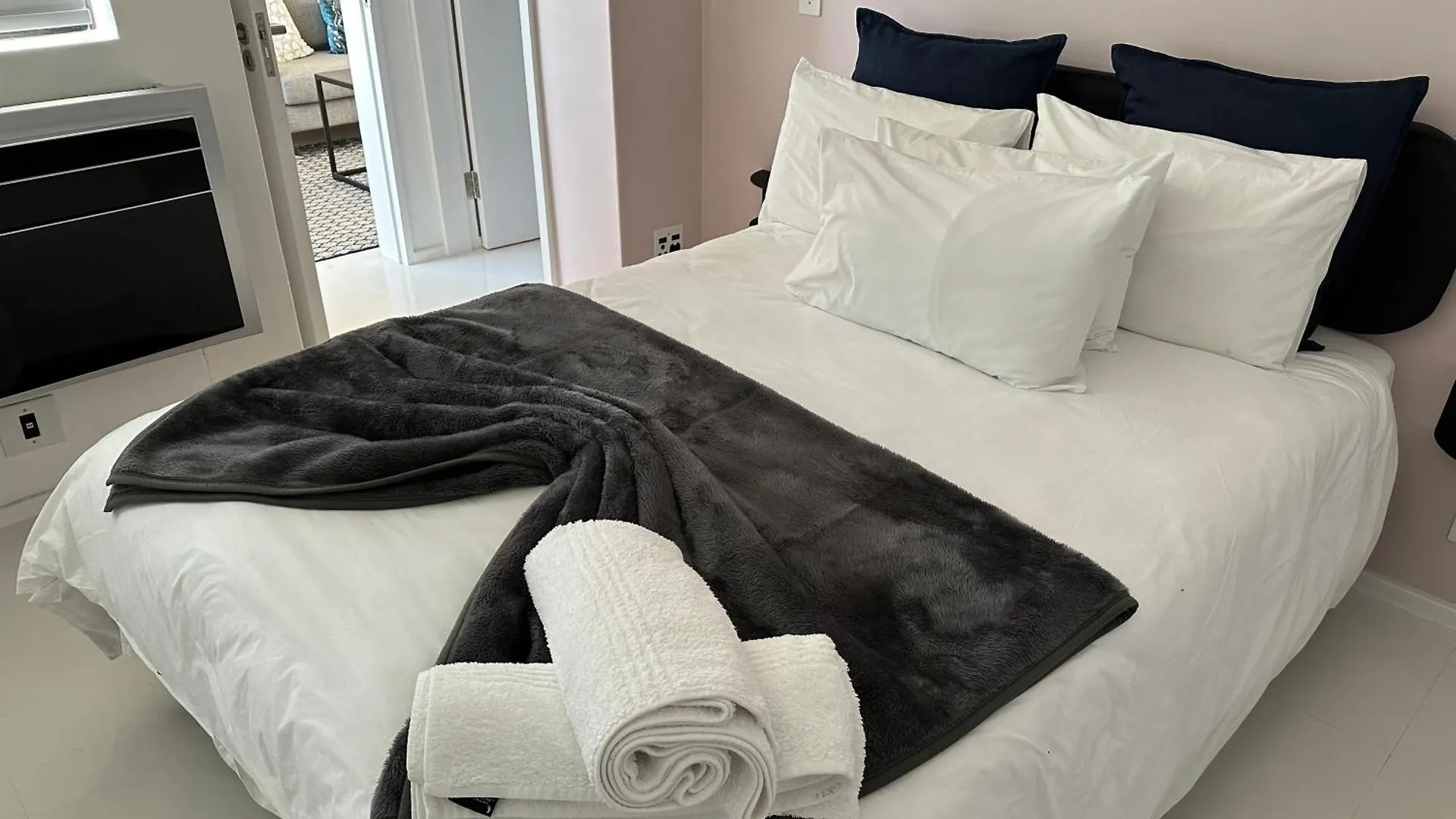 The Flamingo Sea View Apartment Cape Town